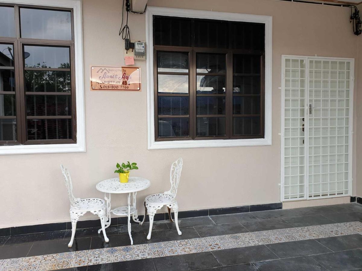 Auni & Auji Homestay Kemaman Chukai Buitenkant foto